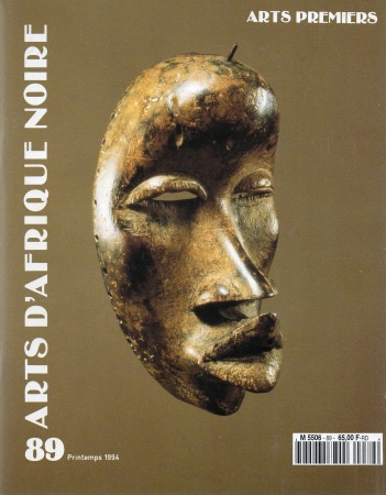 First  cover of 'ARTS D'AFRIQUE NOIRE, ARTS PREMIERS NO. 89 PRINTEMPS 1994. [Magazine]. Text: French.'